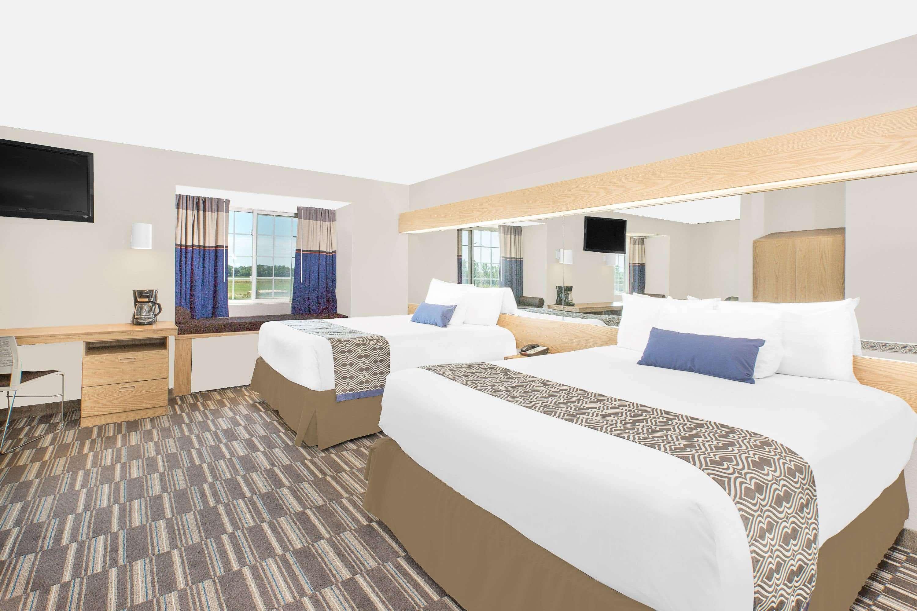 Microtel Inn And Suites - Ames Kültér fotó